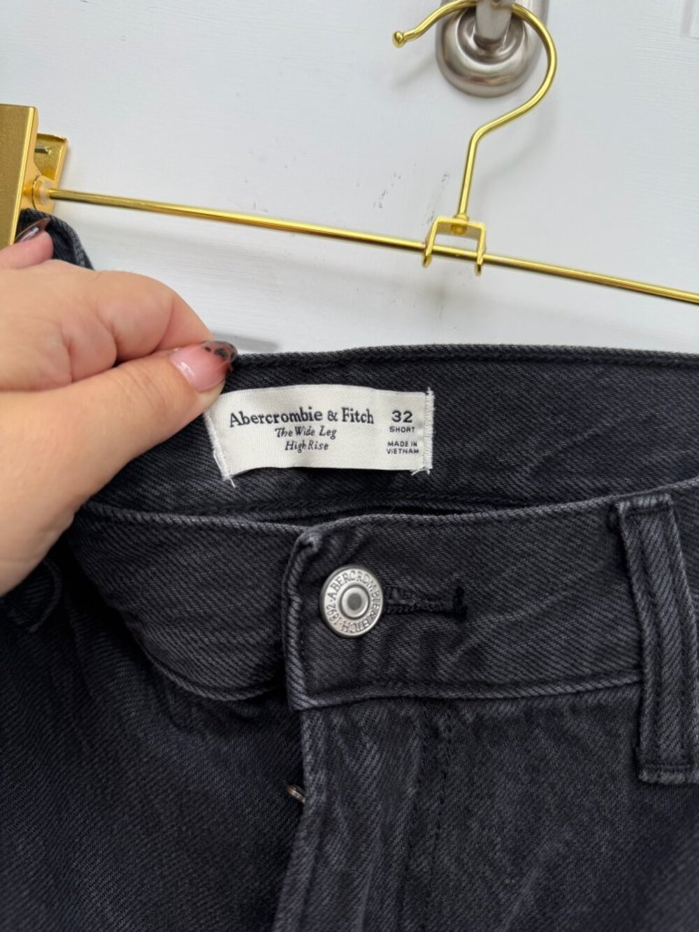Abercrombie & Fitch The Wide Leg High Rise Jeans Size 32 Short - Picture 4 of 5